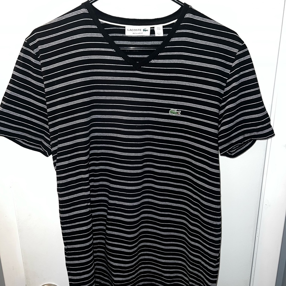Lacoste v-neck Pima cotton tee